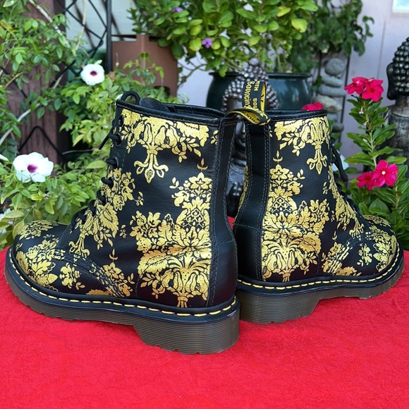 ✨ Sparkling Gold Flocked Floral Dr. Martens Glitter 1460W Boots New⁉️✨ - Picture 6 of 17
